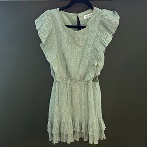 Vestique Ruffle Dress - Light Green